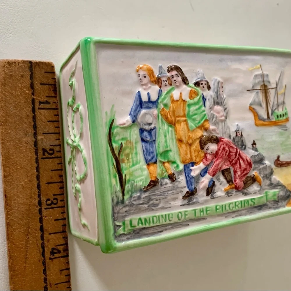 Vintage Landing Of The Piligrims Ceramic Trinket Box Italy 2.5/4/5”